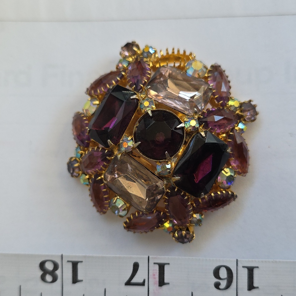 Vintage Gold and Purple Brooch, Rhinestone Jewlery - Picture 3 of 8